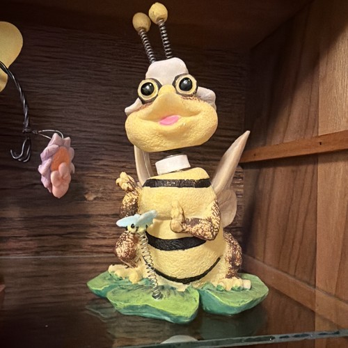 Bee figurine bobble head - bee,